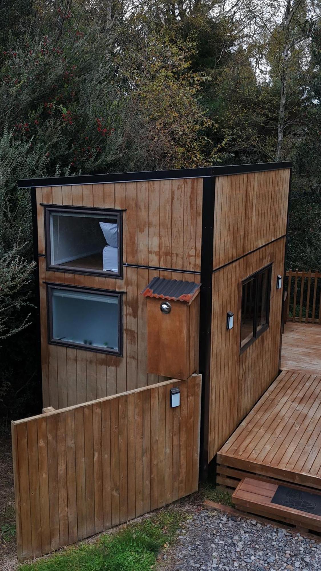 Tiny House In The Bush - A Minute From Town Centre Ruapehu Unique Stays Raetihi Ngoại thất bức ảnh